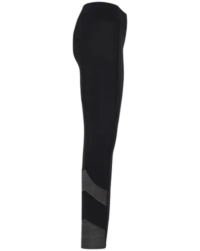 1913803-999000_PRO Explore Hiking Pant W_Closeup4.jpg